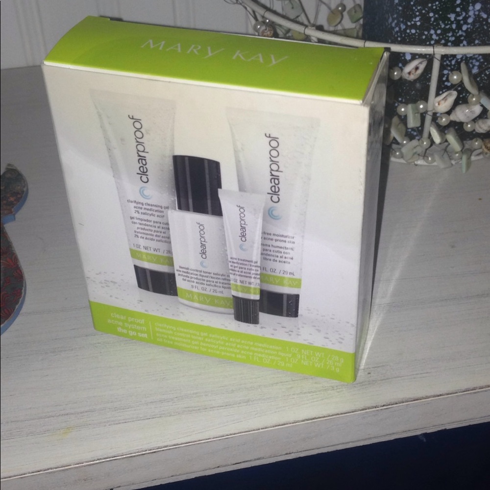 Mary Kay Clearproof acne kit